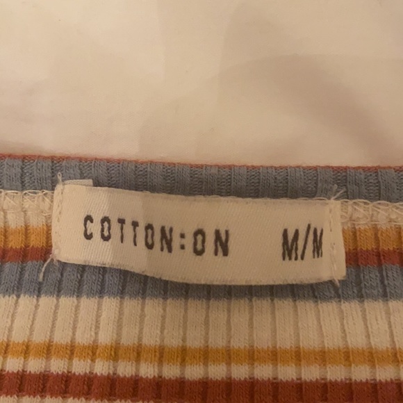 COPY - Brand is Cotton on and Size Medium/M - Picture 5 of 8